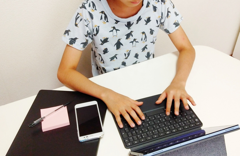 川崎のプログラミング教室かなエールで子どもたちのコミュニケーション力を向上させる方法
